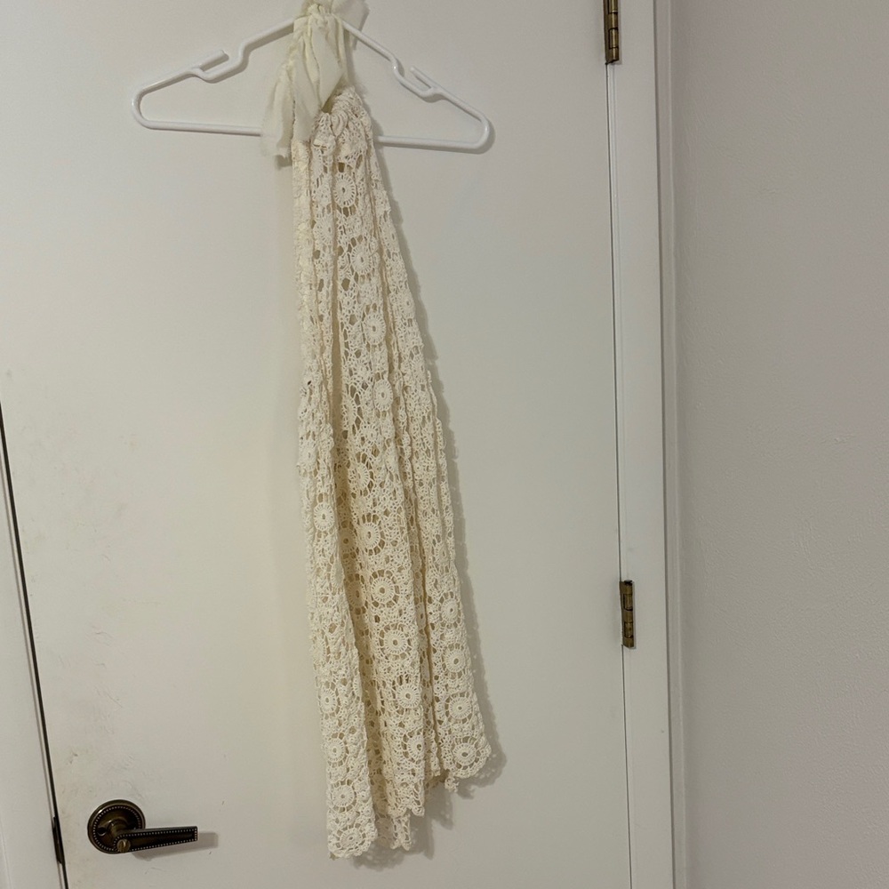 Elegant Cream Lace Halter Dress